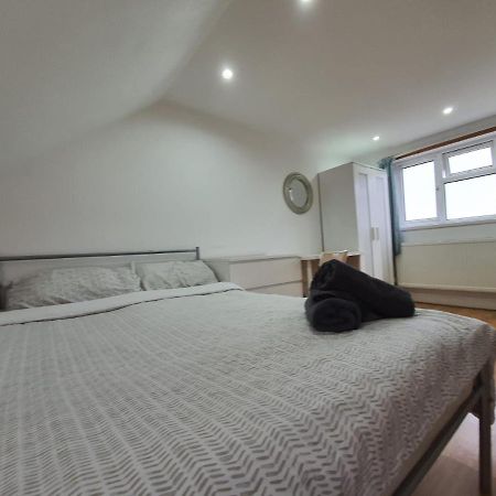 Eastwood Rooms Goodmayes 외부 사진