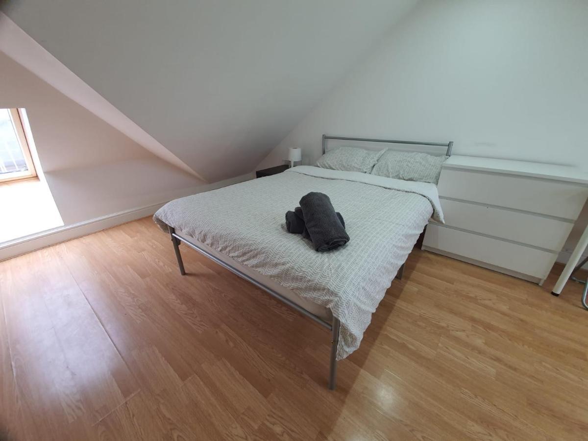 Eastwood Rooms Goodmayes 외부 사진