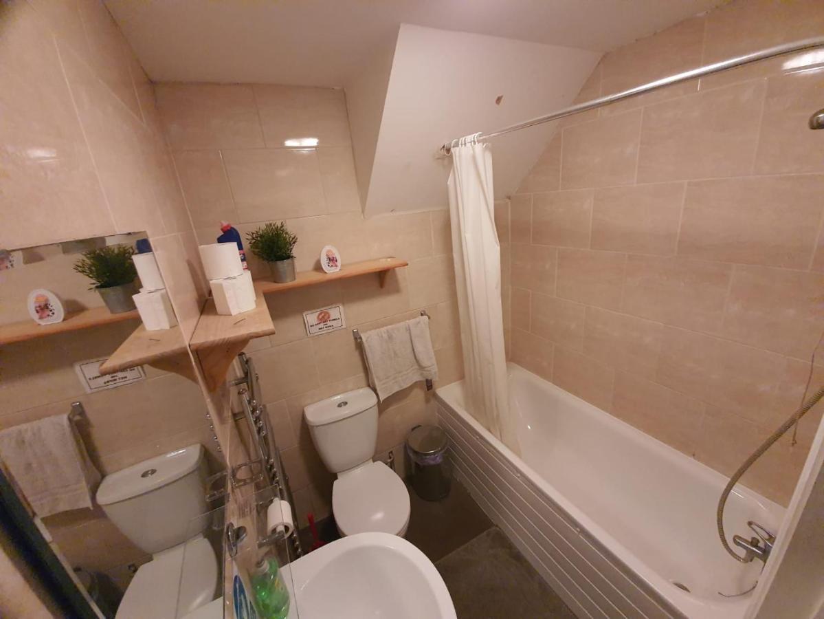 Eastwood Rooms Goodmayes 외부 사진